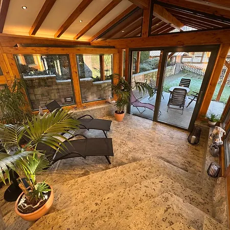 Entspannung Im Wald - Mit Schwimmbad