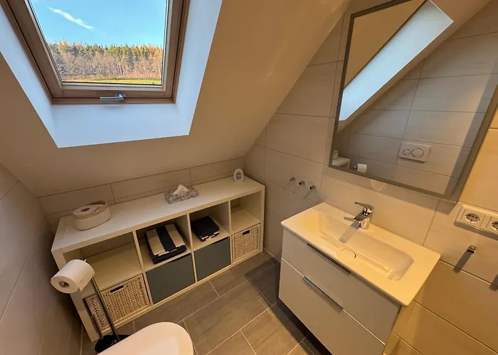 Entspannung Im Wald - Mit Schwimmbad * Hessles