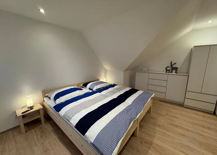 Entspannung Im Wald - Mit Schwimmbad 아파트 Hessles