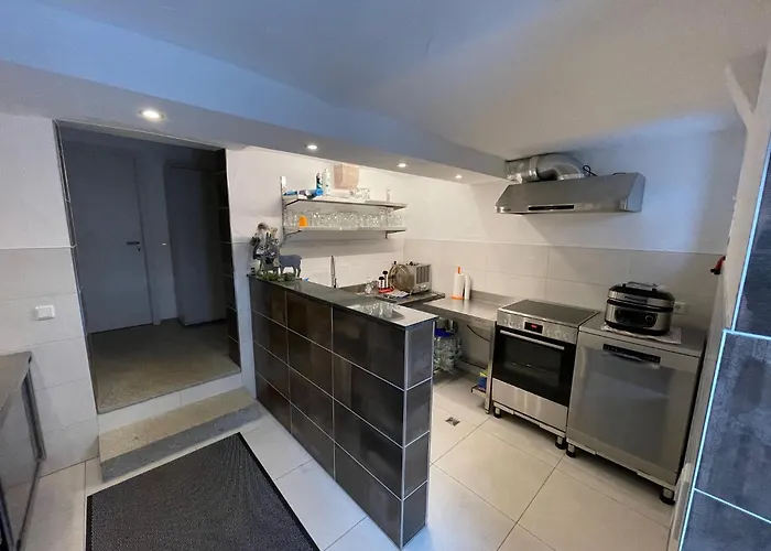 Entspannung Im Wald - Mit Schwimmbad 아파트