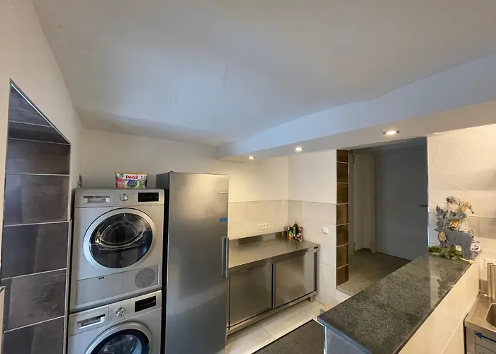 아파트 Entspannung Im Wald - Mit Schwimmbad Hessles